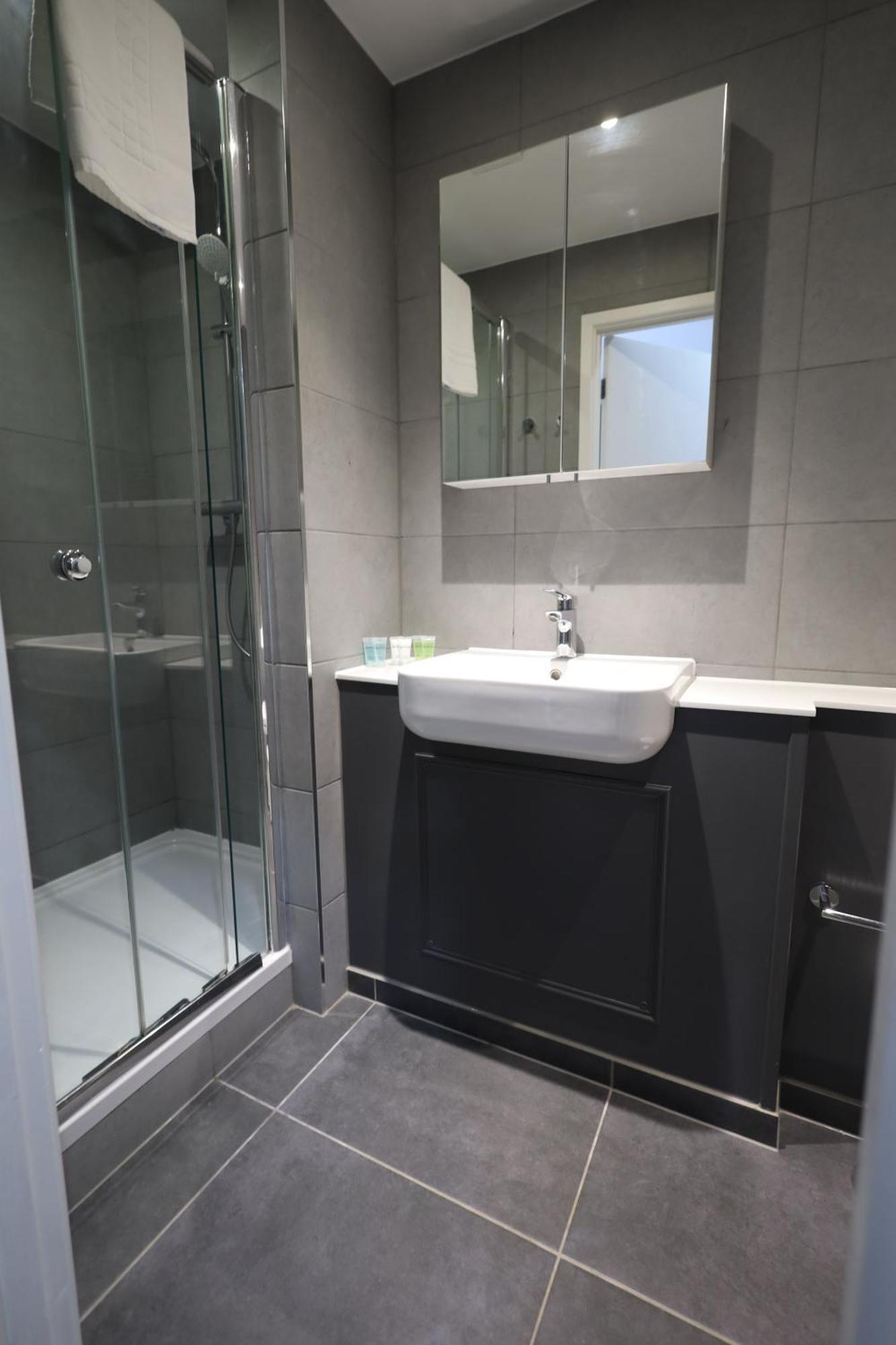 Lovely 3Br Garden Apartment L Abbey Road, Londra Dış mekan fotoğraf